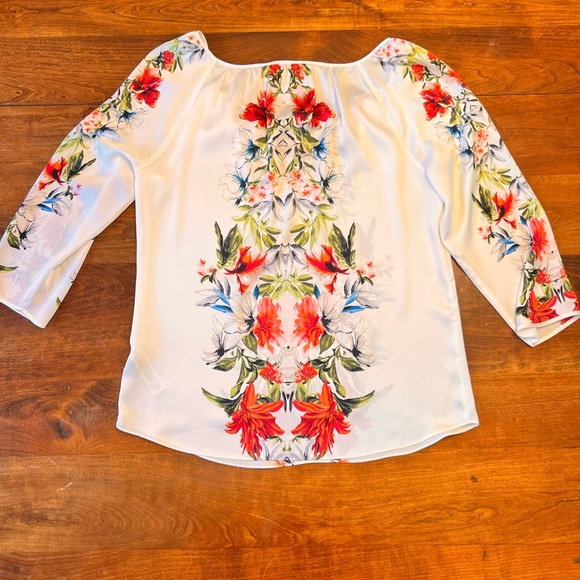 White House Black Market floral blouse sz M - Picture 2 of 8